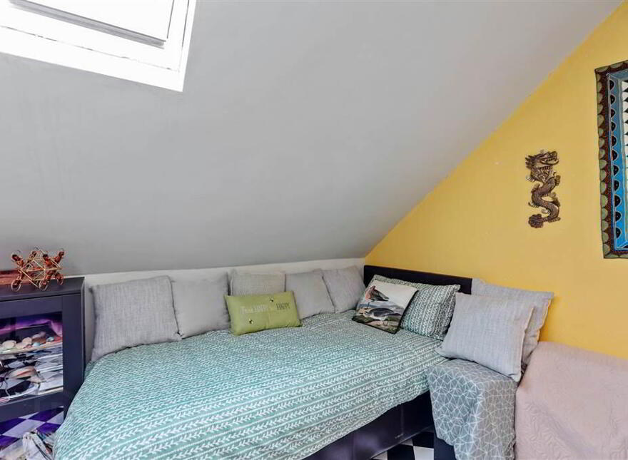 10 Rushfield Avenue, Belfast, BT7 3FP