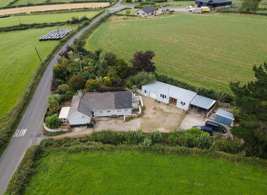 81 Poyntzpass Road, Loughbrickland, Banbridge, BT32 3PL photo