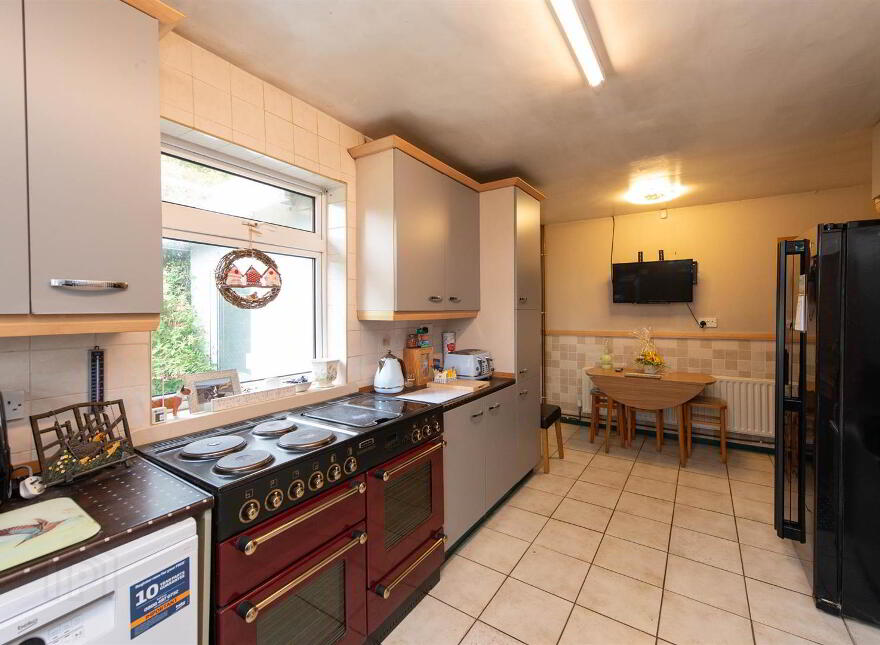 81 Poyntzpass Road, Loughbrickland, Banbridge, BT32 3PL