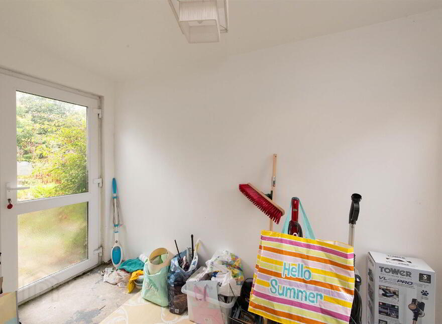 81 Poyntzpass Road, Loughbrickland, Banbridge, BT32 3PL