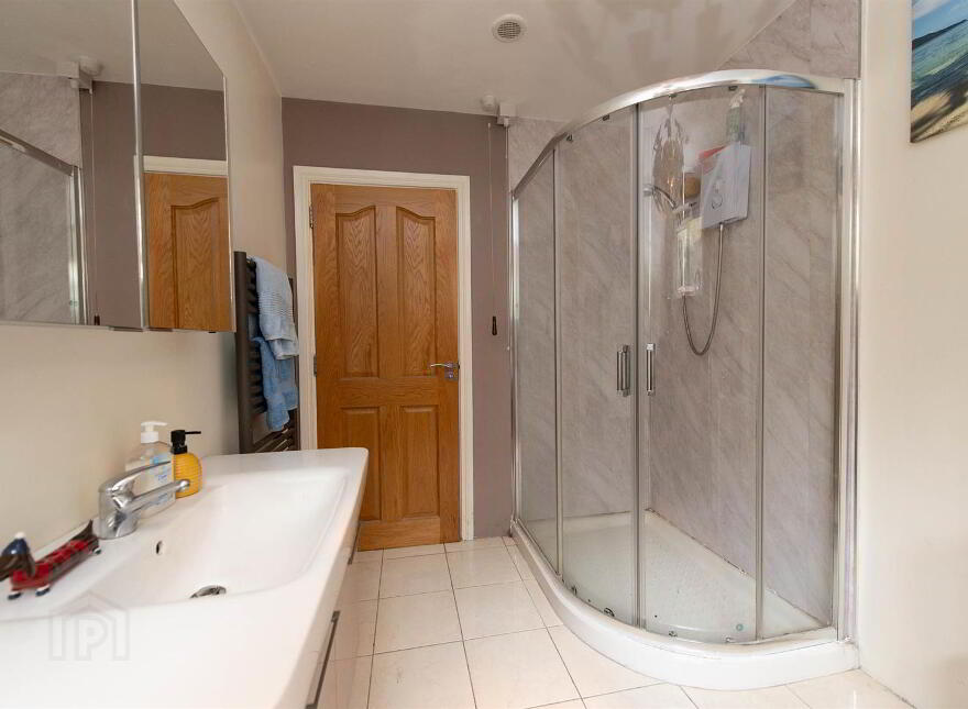 81 Poyntzpass Road, Loughbrickland, Banbridge, BT32 3PL