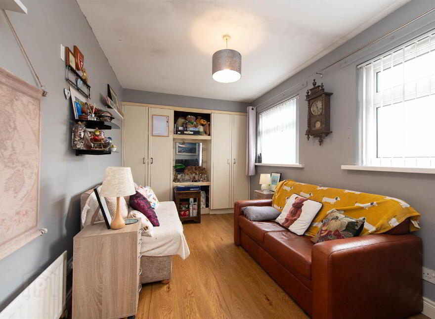 81 Poyntzpass Road, Loughbrickland, Banbridge, BT32 3PL