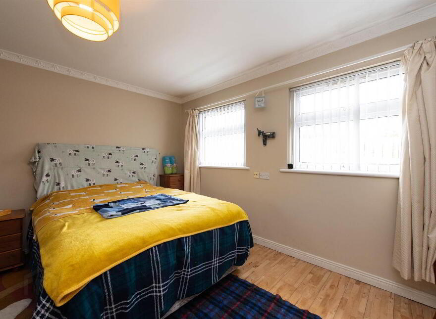 81 Poyntzpass Road, Loughbrickland, Banbridge, BT32 3PL