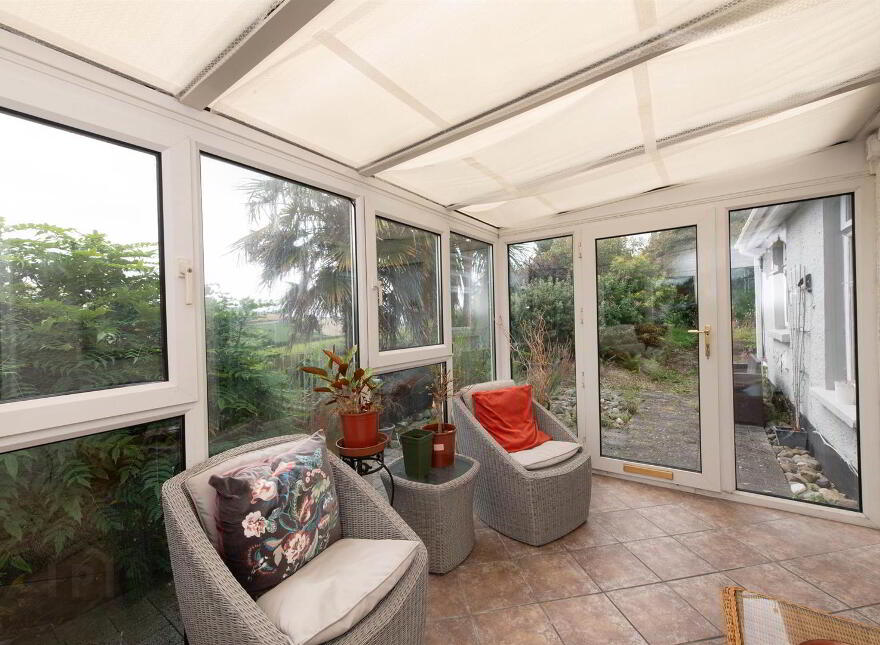 81 Poyntzpass Road, Loughbrickland, Banbridge, BT32 3PL