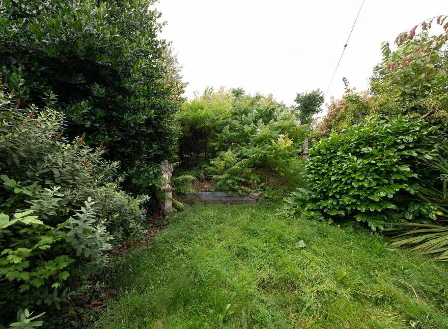 81 Poyntzpass Road, Loughbrickland, Banbridge, BT32 3PL