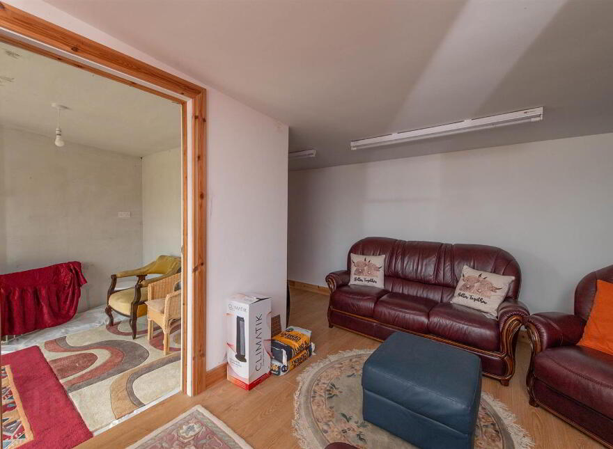 81 Poyntzpass Road, Loughbrickland, Banbridge, BT32 3PL