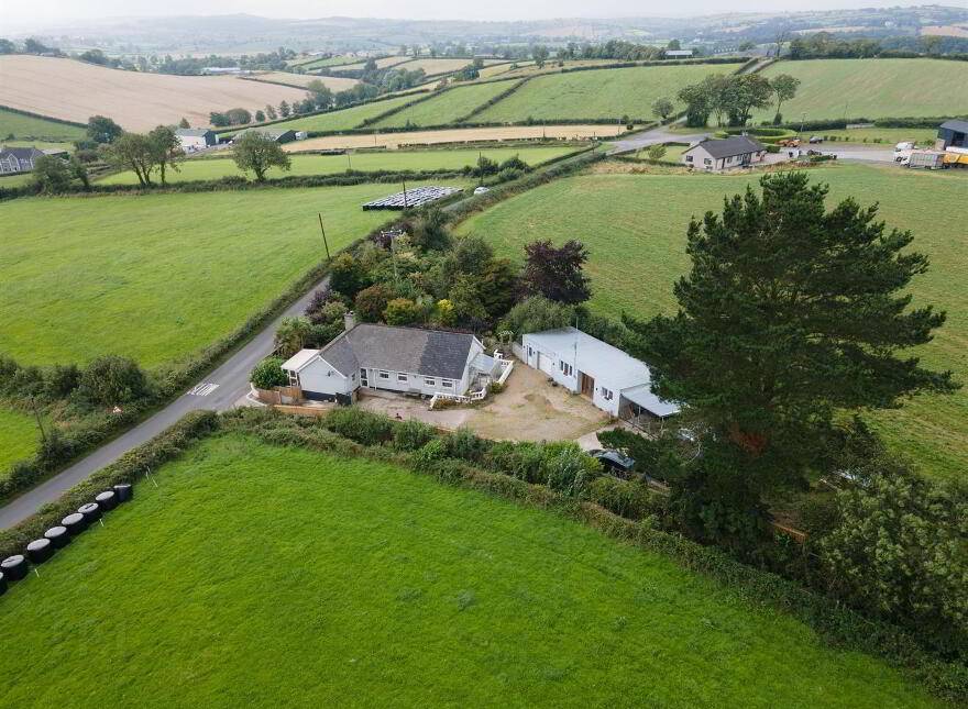 81 Poyntzpass Road, Loughbrickland, Banbridge, BT32 3PL