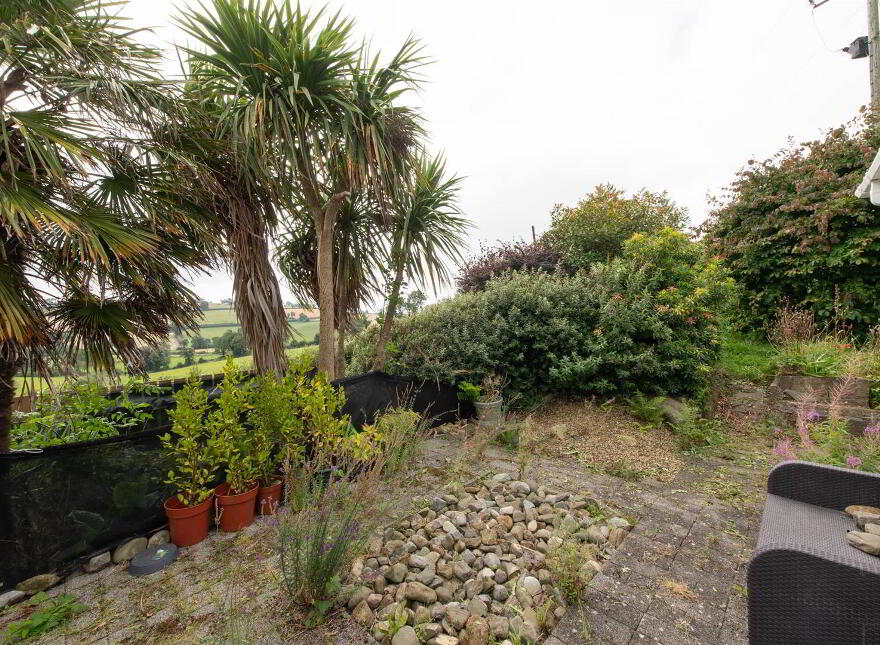 81 Poyntzpass Road, Loughbrickland, Banbridge, BT32 3PL