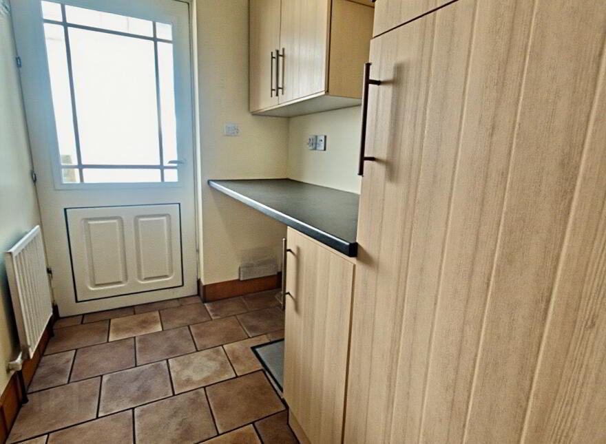 8 Orchard Close, Manorcunningham, Letterkenny, F92FW64