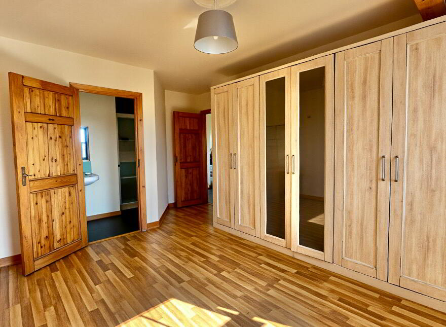 8 Orchard Close, Manorcunningham, Letterkenny, F92FW64