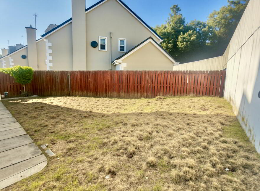 8 Orchard Close, Manorcunningham, Letterkenny, F92FW64