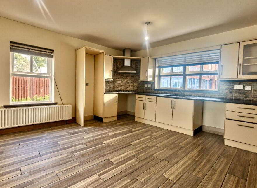 8 Orchard Close, Manorcunningham, Letterkenny, F92FW64