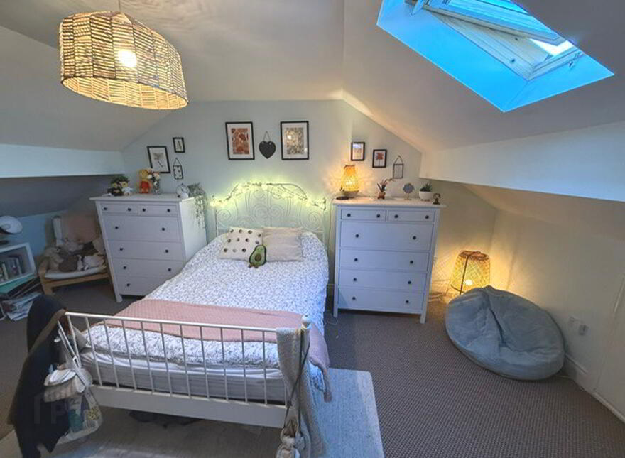 Rathmoyle, 7 Cable Road, Whitehead, BT38 9PX
