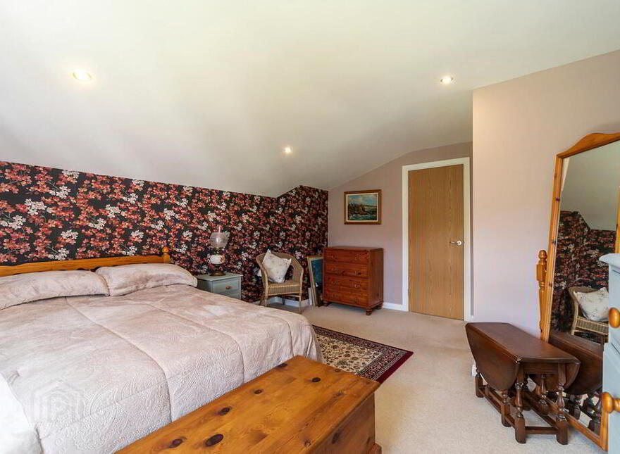 54 Gilnahirk Park, Belfast, BT5 7DY