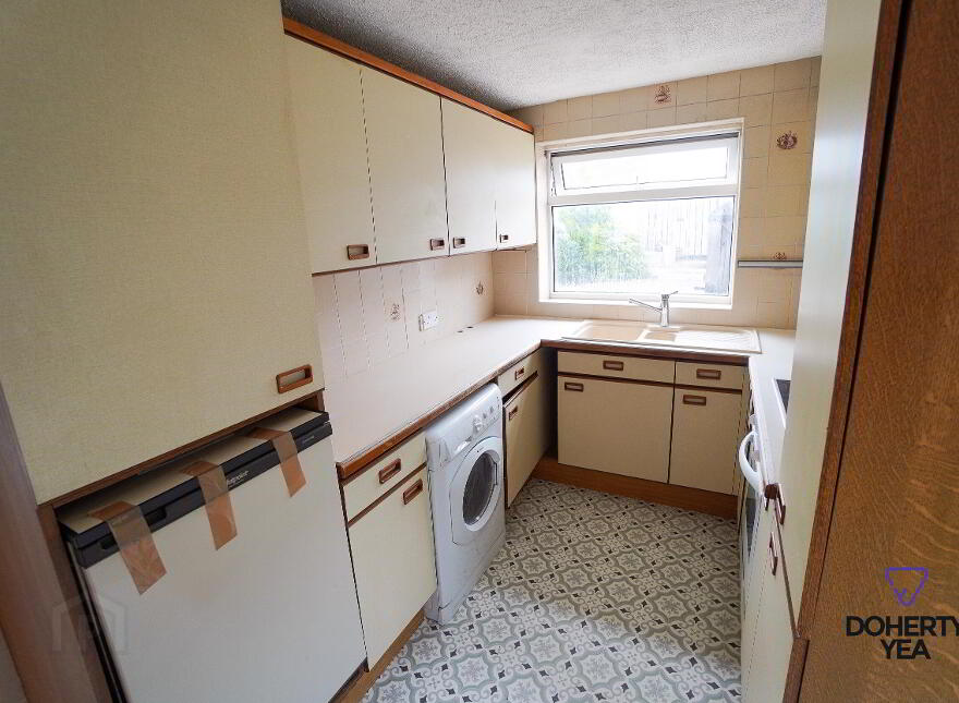 17 Queensway, Carrickfergus, BT38 7LA