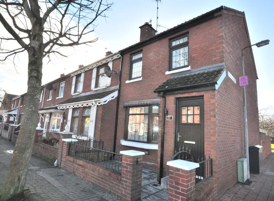 77 Durham Street, Belfast, BT12 4GB photo