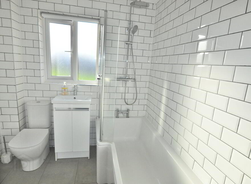 77 Durham Street, Belfast, BT12 4GB