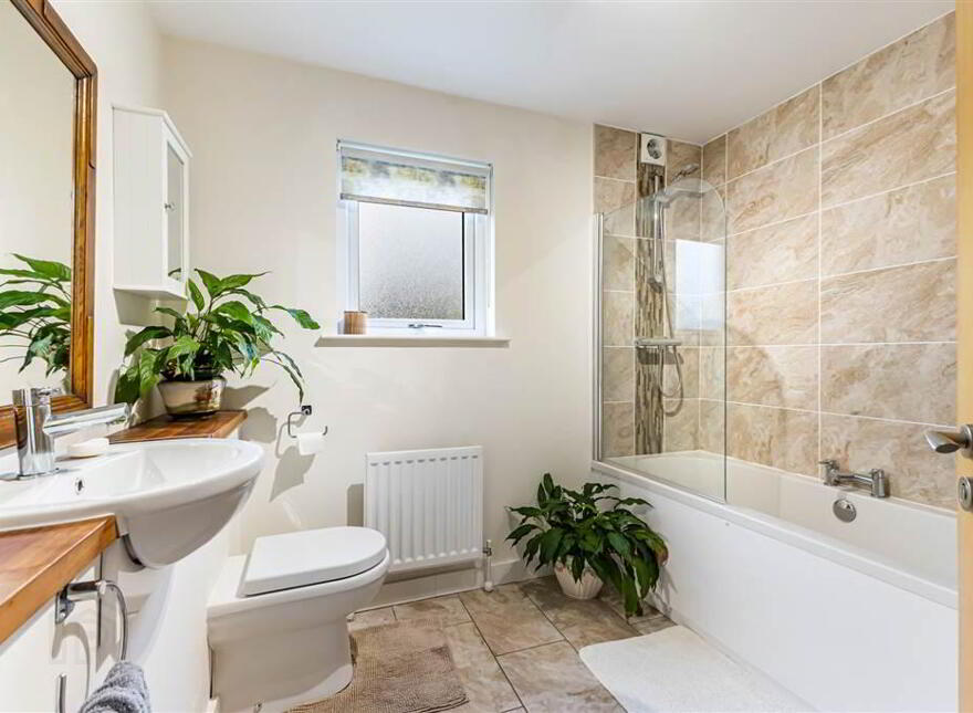Apt, 4 Hillsborough Road Mews, Lisburn, BT28 1FS