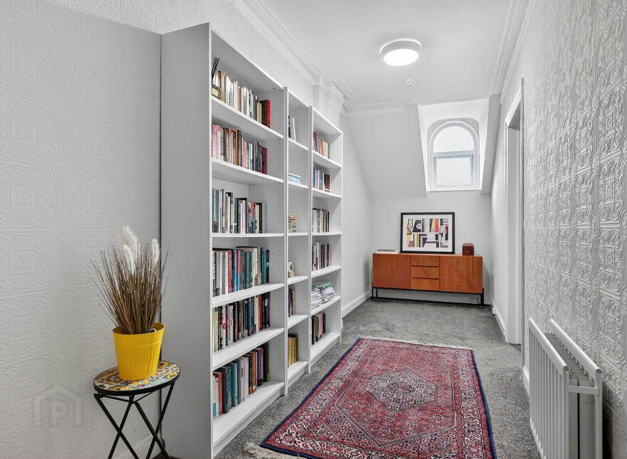 Apt 5, 62 Malone Road, Belfast, BT9 5BT