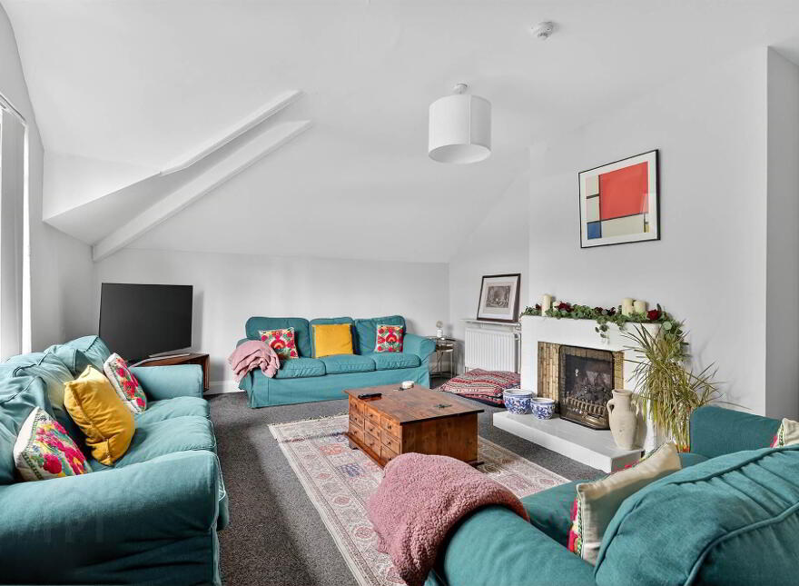 Apt 5, 62 Malone Road, Belfast, BT9 5BT