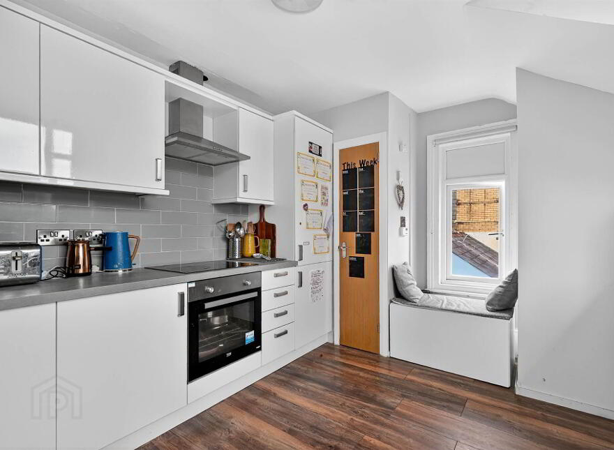 Apt 5, 62 Malone Road, Belfast, BT9 5BT