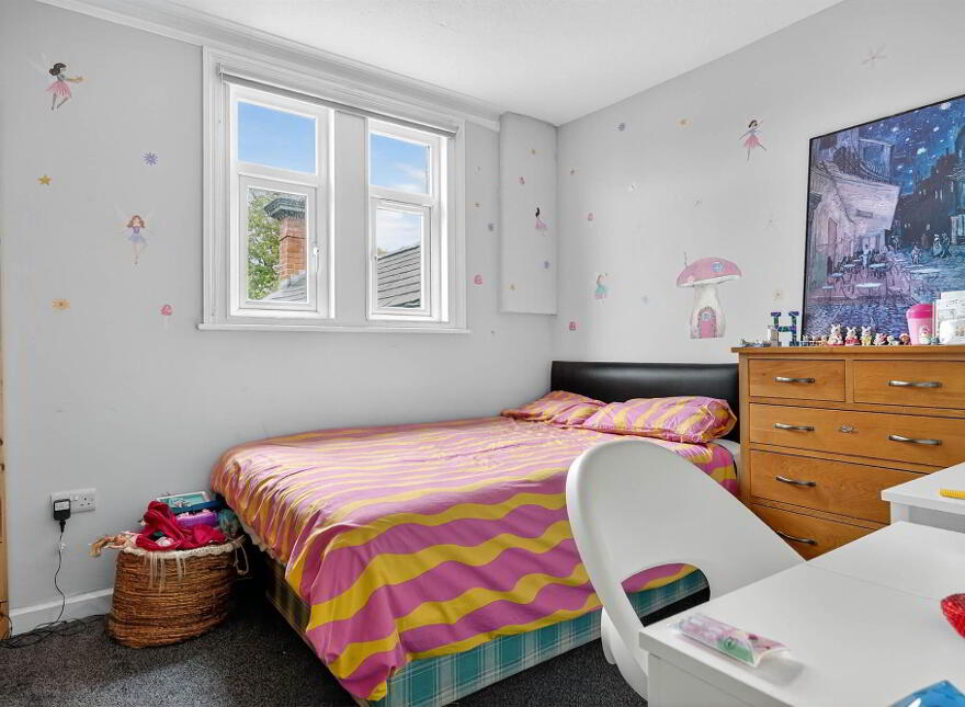 Apt 5, 62 Malone Road, Belfast, BT9 5BT