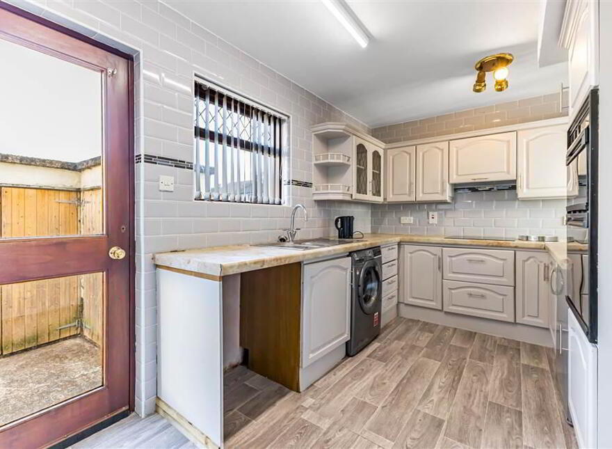 8 Milltown Avenue, Lisburn, BT28 3TP