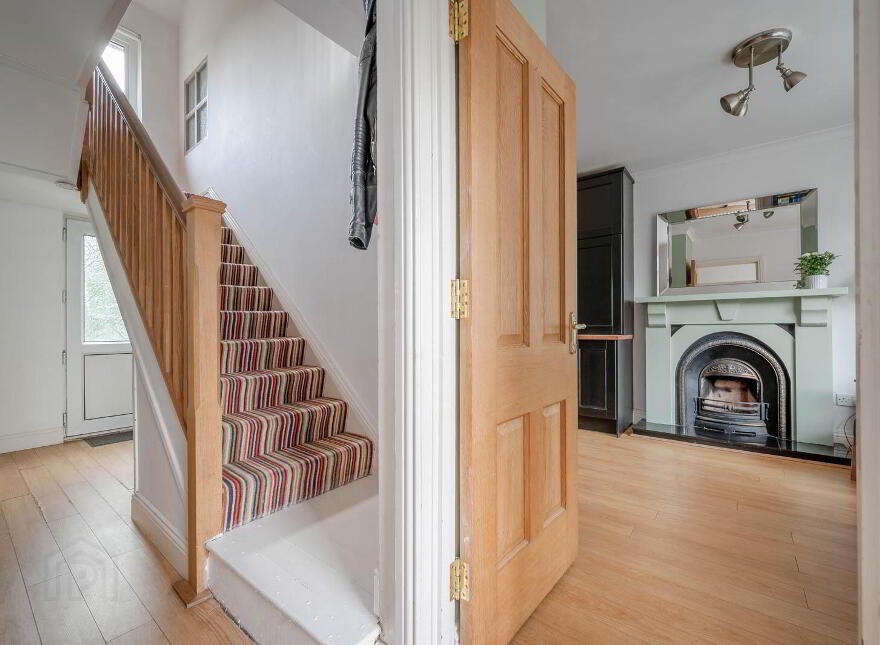 33 Kilhorne Gardens, Belfast, BT5 6NT