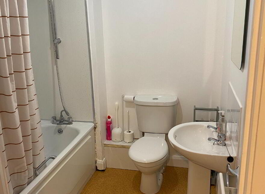 Apt 5 Firmount Building, 1 Old Bakers Court, Belfast, BT6 8QZ