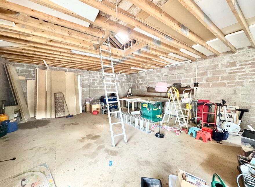 8 Sperrin Close, Omagh, BT78 5DL