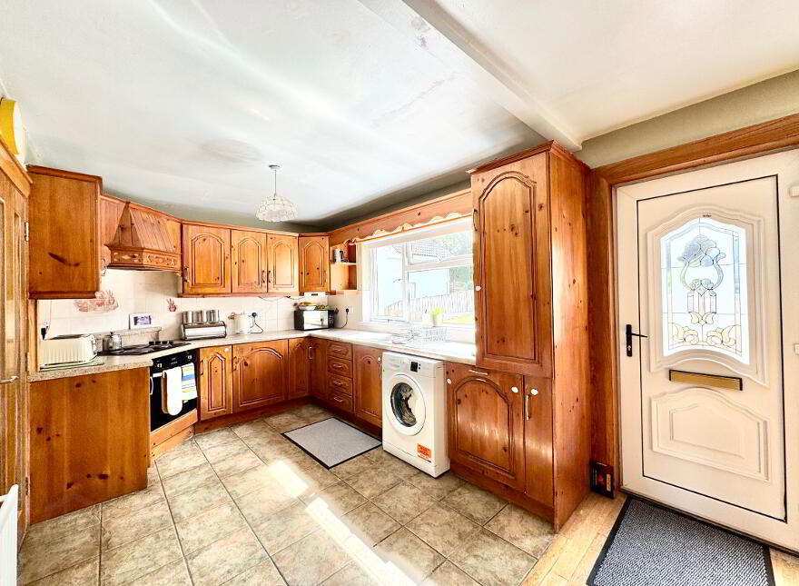8 Sperrin Close, Omagh, BT78 5DL