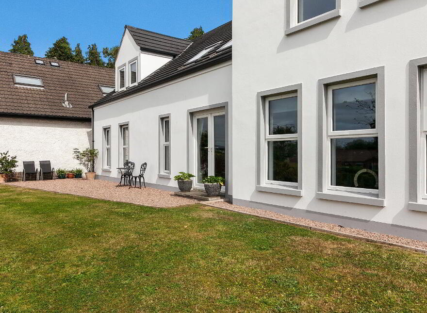 1 Sloans Avenue, Carryduff, Belfast, BT8 8DG