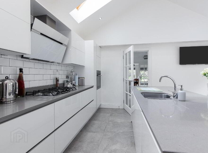 1 Sloans Avenue, Carryduff, Belfast, BT8 8DG
