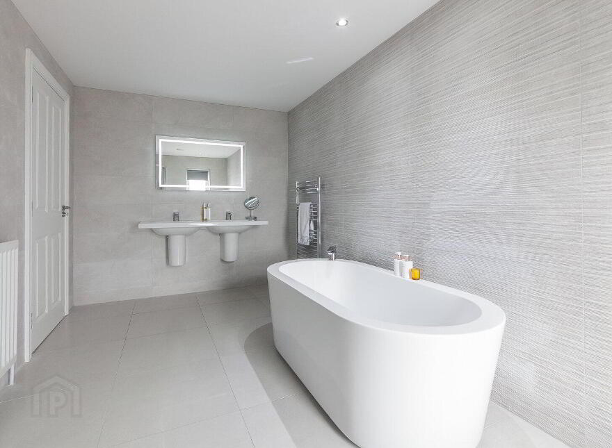 1 Sloans Avenue, Carryduff, Belfast, BT8 8DG