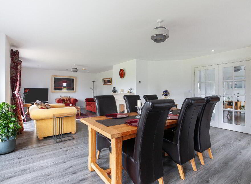 1 Sloans Avenue, Carryduff, Belfast, BT8 8DG