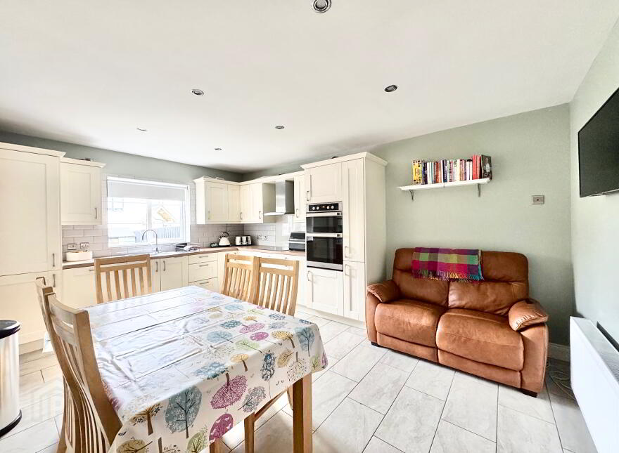 21 Glenside, Omagh, BT79 7GL
