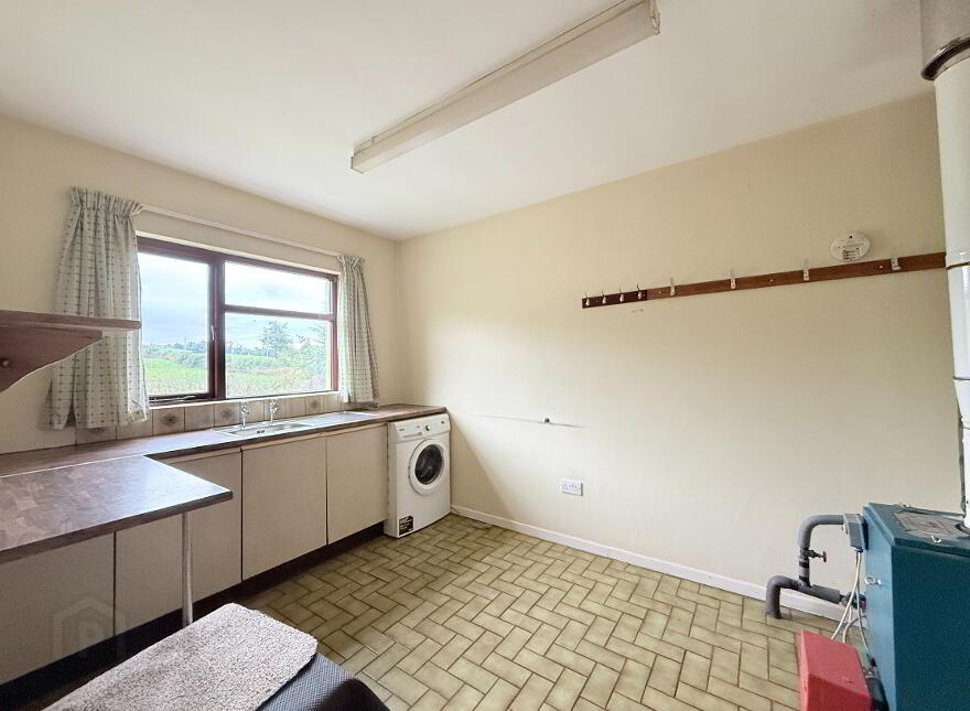 9 Carmagrim Rd, Portglenone, BT44 8BP
