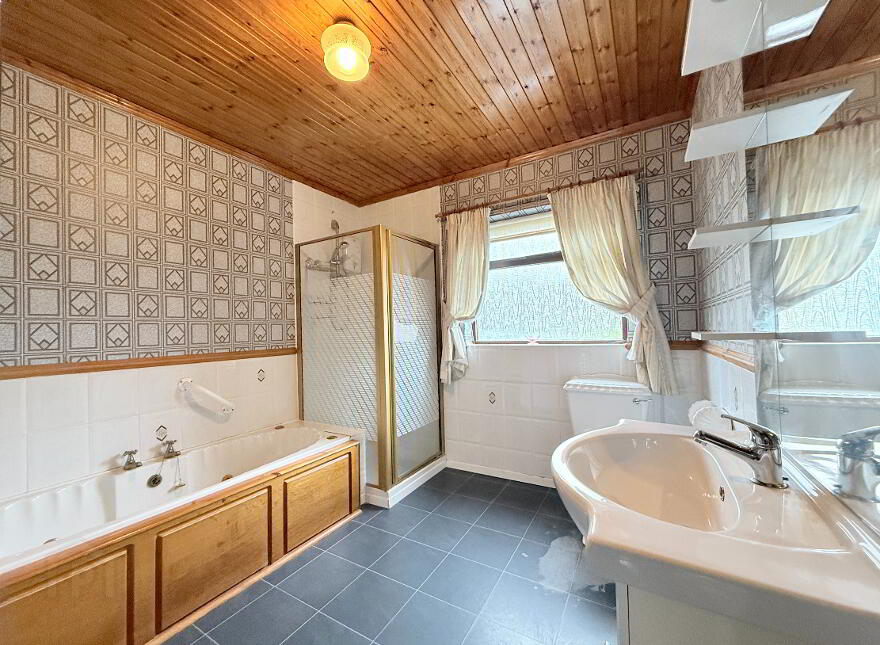 9 Carmagrim Rd, Portglenone, BT44 8BP