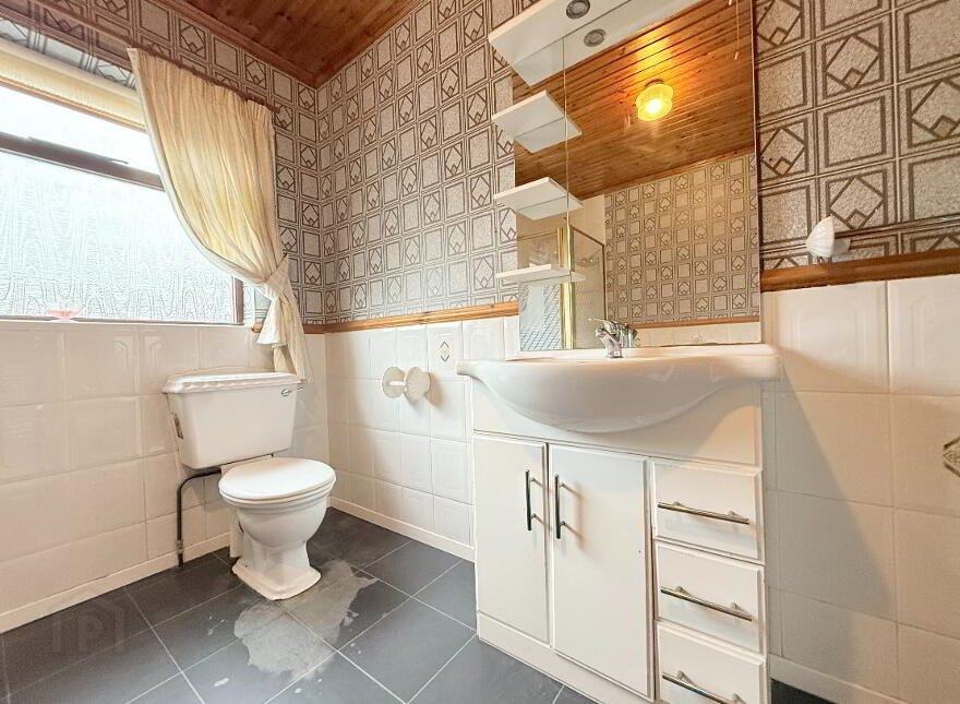 9 Carmagrim Rd, Portglenone, BT44 8BP