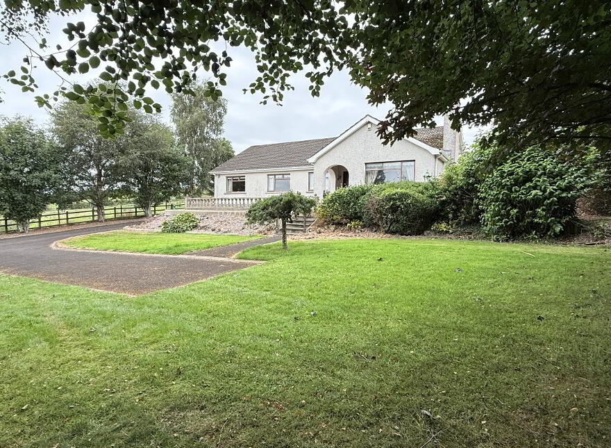 9 Carmagrim Rd, Portglenone, BT44 8BP
