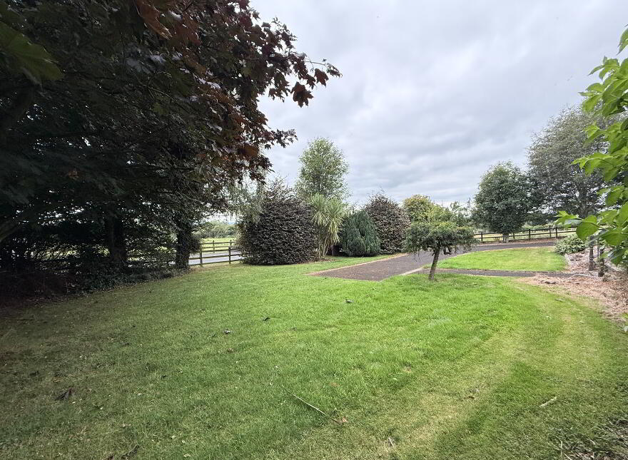 9 Carmagrim Rd, Portglenone, BT44 8BP