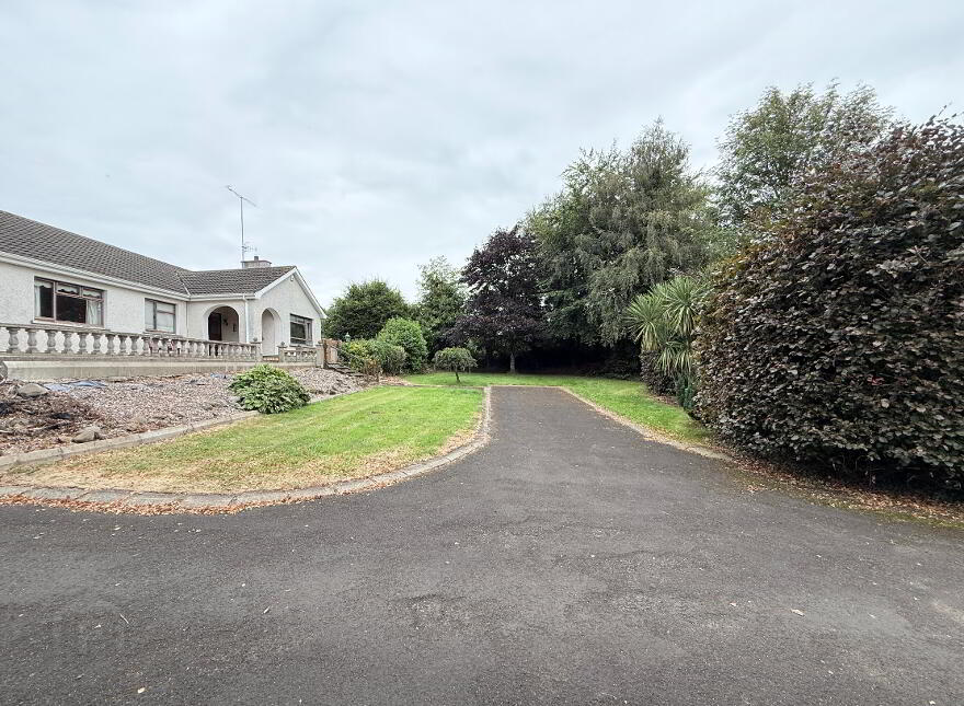 9 Carmagrim Rd, Portglenone, BT44 8BP