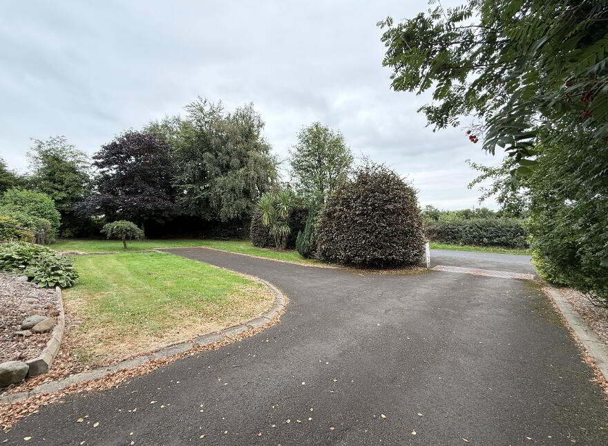 9 Carmagrim Rd, Portglenone, BT44 8BP
