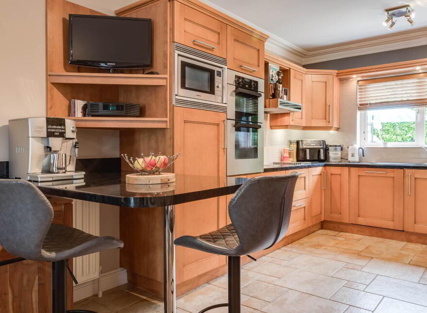66 Lislaynan, Ballycarry, Carrickfergus, BT38 9GZ
