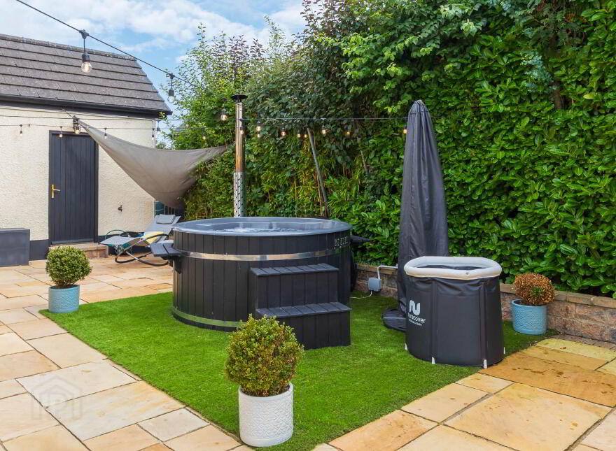 66 Lislaynan, Ballycarry, Carrickfergus, BT38 9GZ