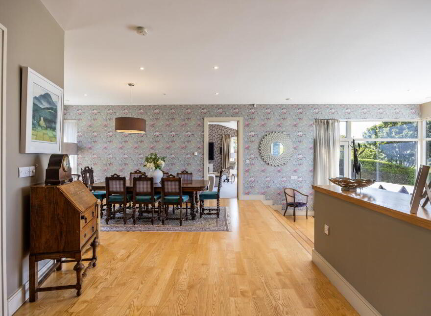 4 Ballymenoch Lane, Holywood, BT18 0EF