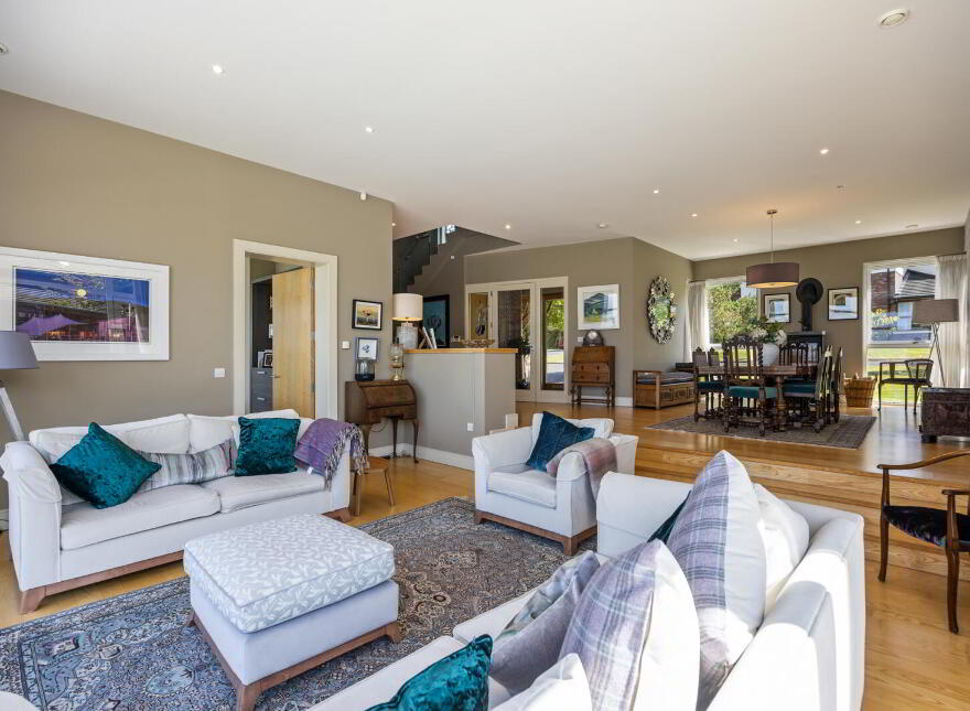 4 Ballymenoch Lane, Holywood, BT18 0EF
