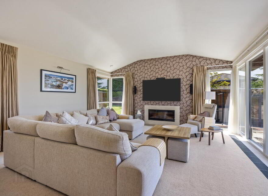 4 Ballymenoch Lane, Holywood, BT18 0EF