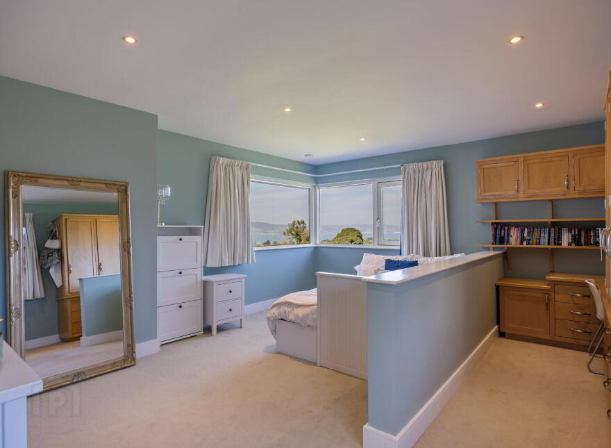 4 Ballymenoch Lane, Holywood, BT18 0EF