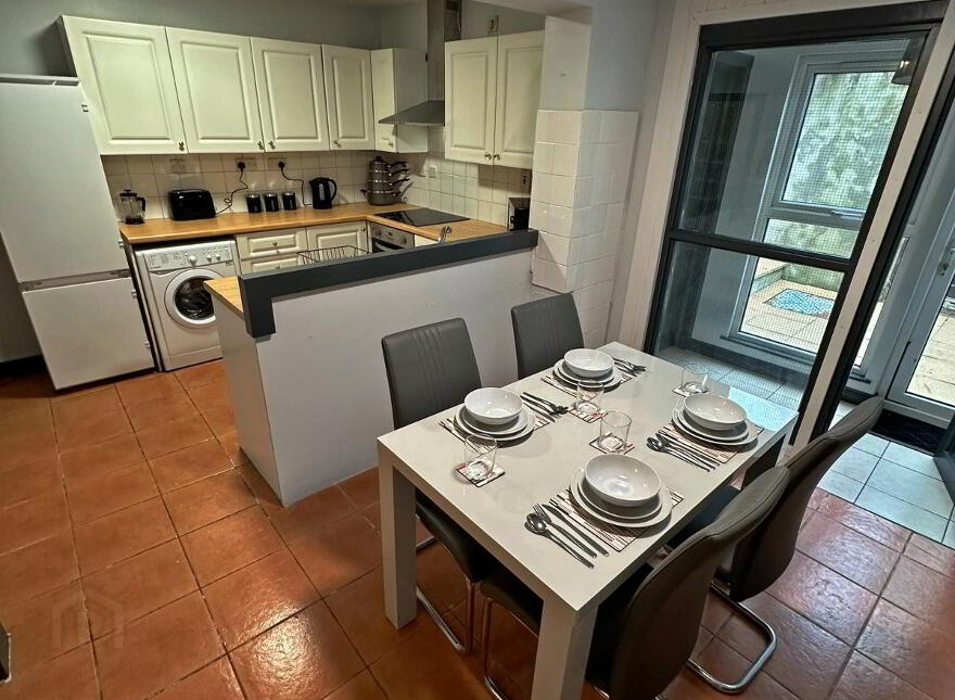 22 Stranmillis Gardens, Belfast, BT9 5AS